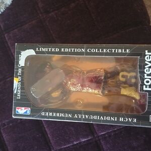 Lebron James Figure